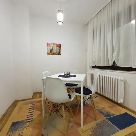 Appartamento Moderna Hall One Bedroom *